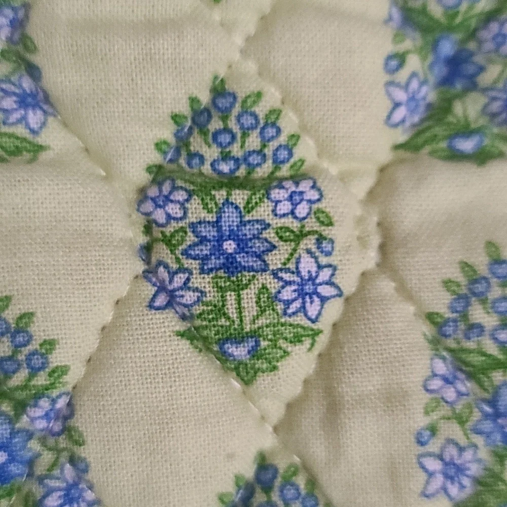 Vera Bradley Messenger Bag Chartreuse W/Blue Flowers Elephants Zips 13x16